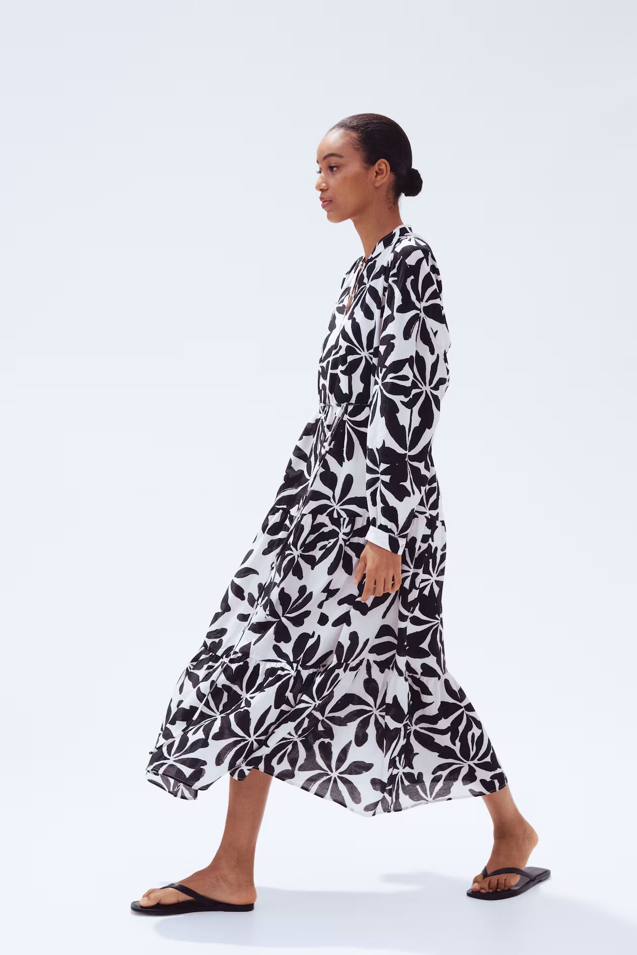 Oversized Crinkled Skirt